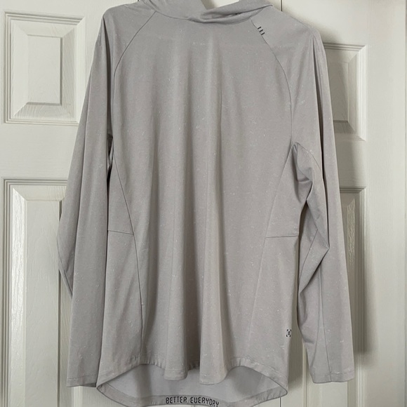 Lululemon Long Sleeve Shirt Size L 🥰🥰 - Picture 1 of 3